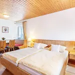 Pensión Gloecklehof 3*