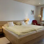 Gloecklehof 3*