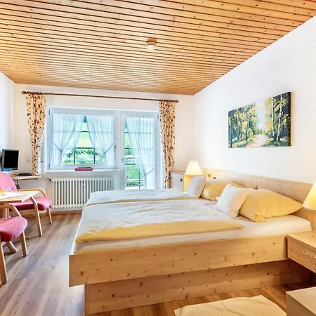 招待所 Gloecklehof 3*