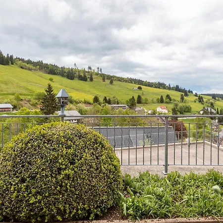 Gloecklehof 招待所