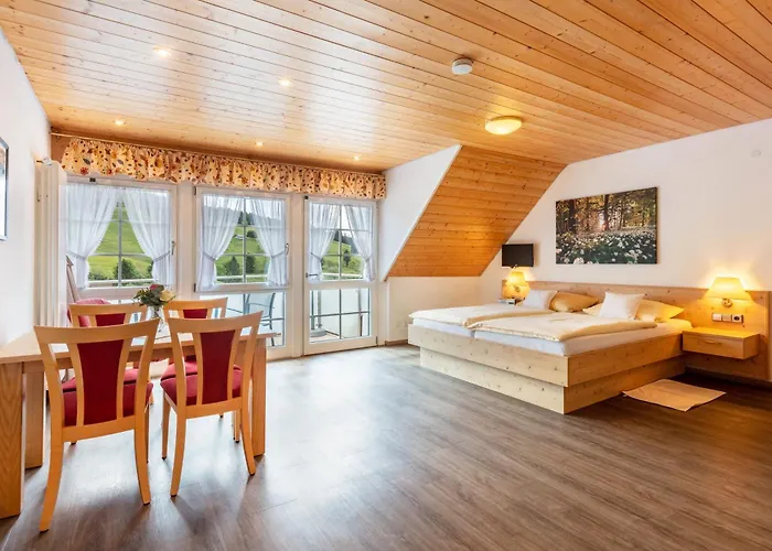 Gloecklehof トートナウ