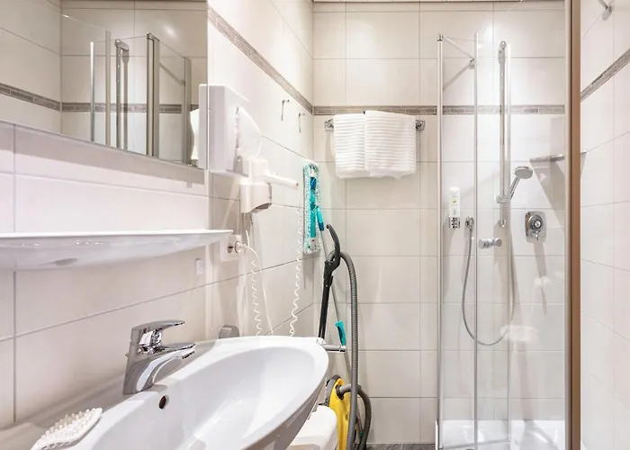 Gloecklehof ゲストハウス 3*