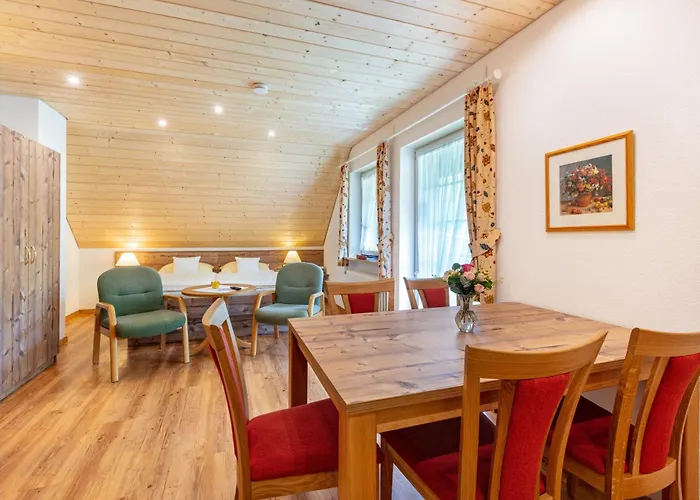 Gloecklehof トートナウ