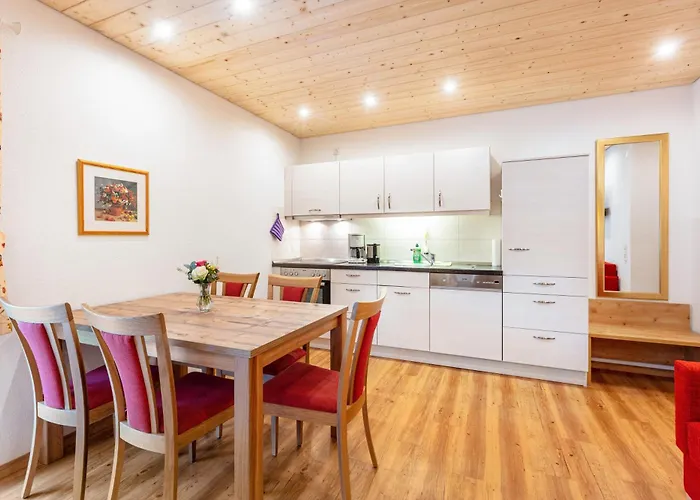 Gloecklehof ゲストハウス トートナウ