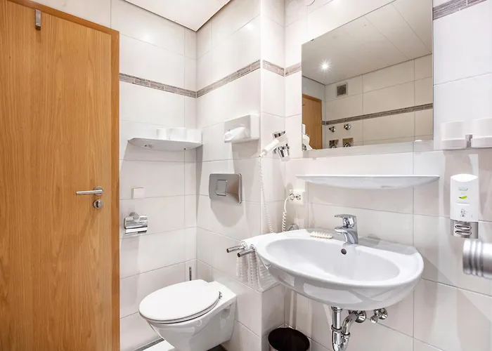 Gloecklehof ゲストハウス 3*