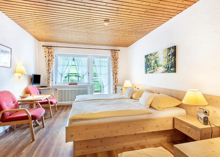 ゲストハウス Gloecklehof 3*