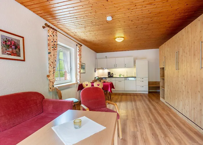 Gloecklehof ゲストハウス トートナウ