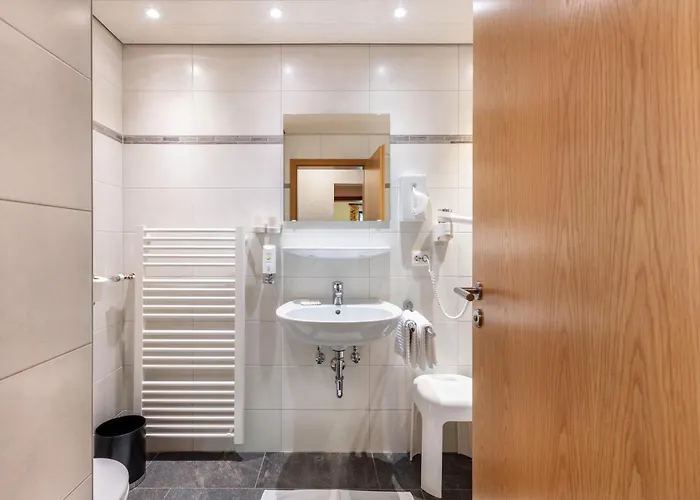 ゲストハウス Gloecklehof 3*